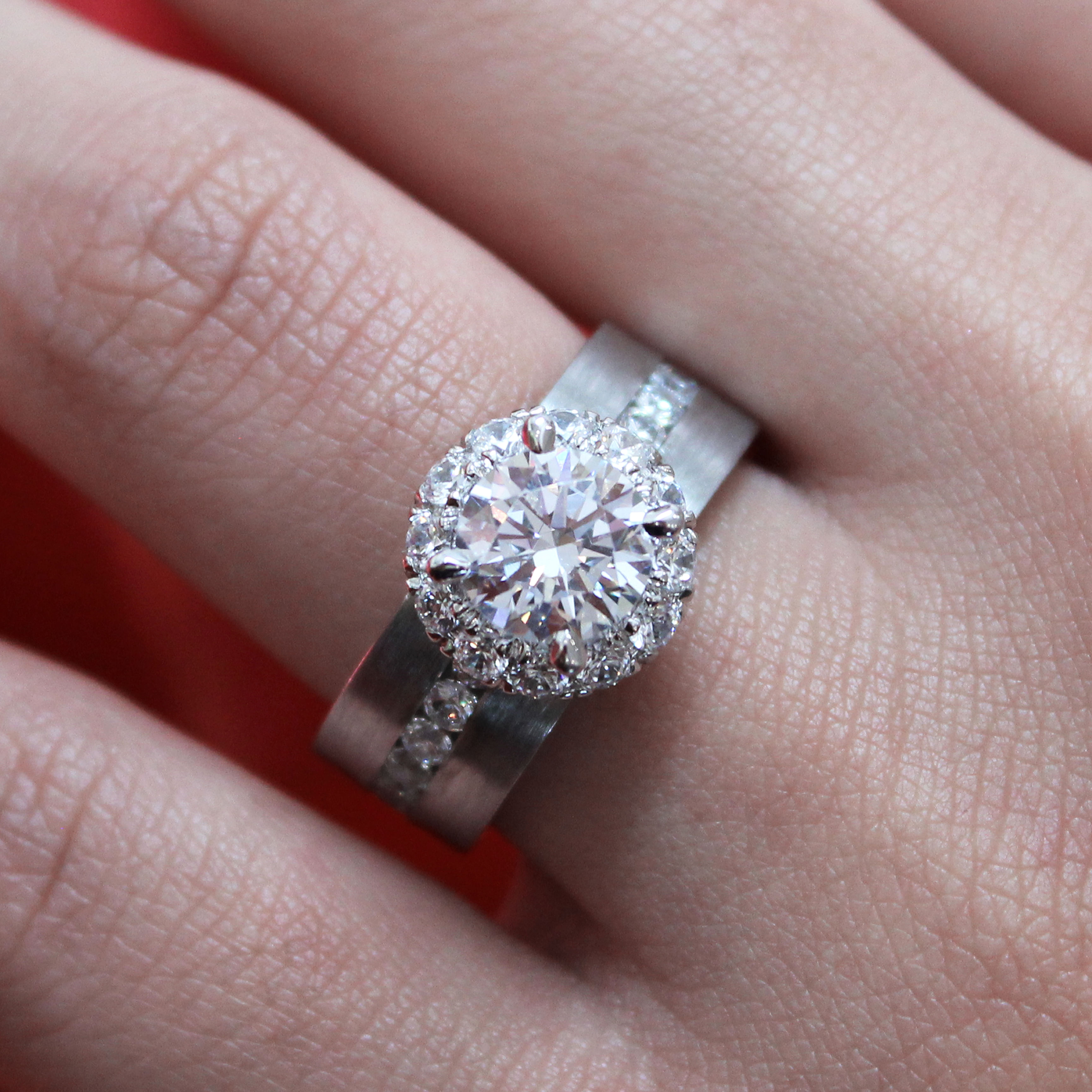 18K White Gold Round Halo Diamond Engagement Ring | ER12341R6W84JJ
