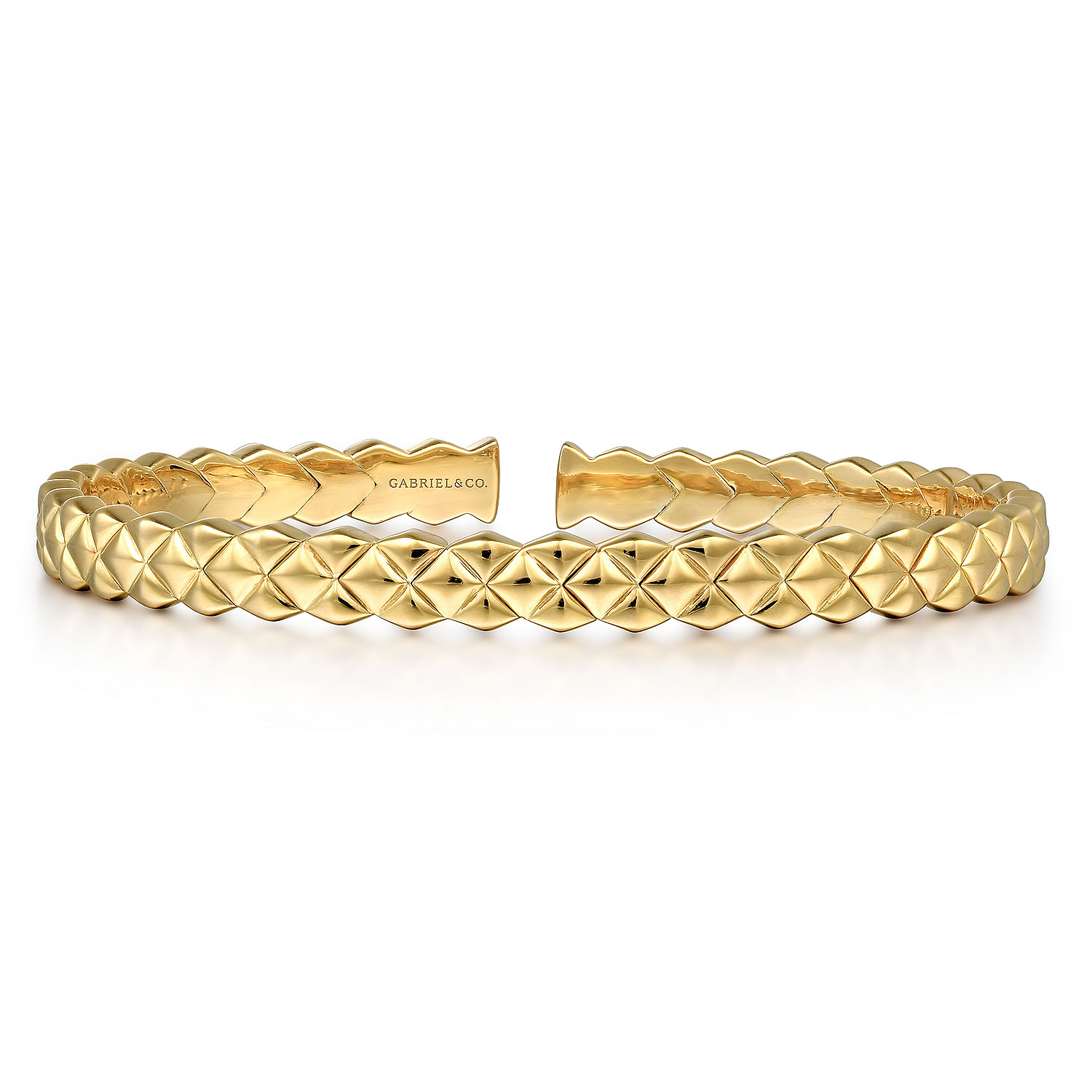 14K Yellow Gold Quilt Pattern Cuff Bracelet in size 6 5