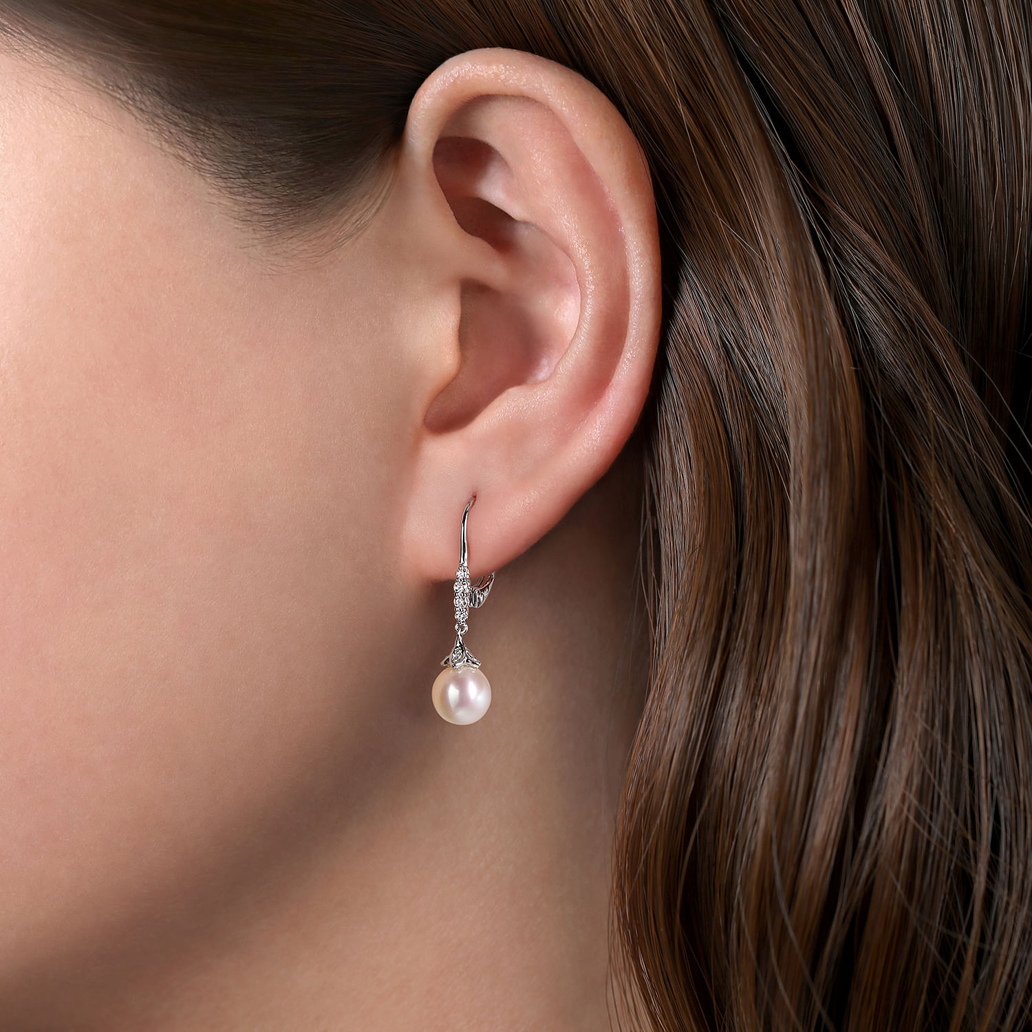 14K White Gold Pavé Diamond Pearl Drop Earrings