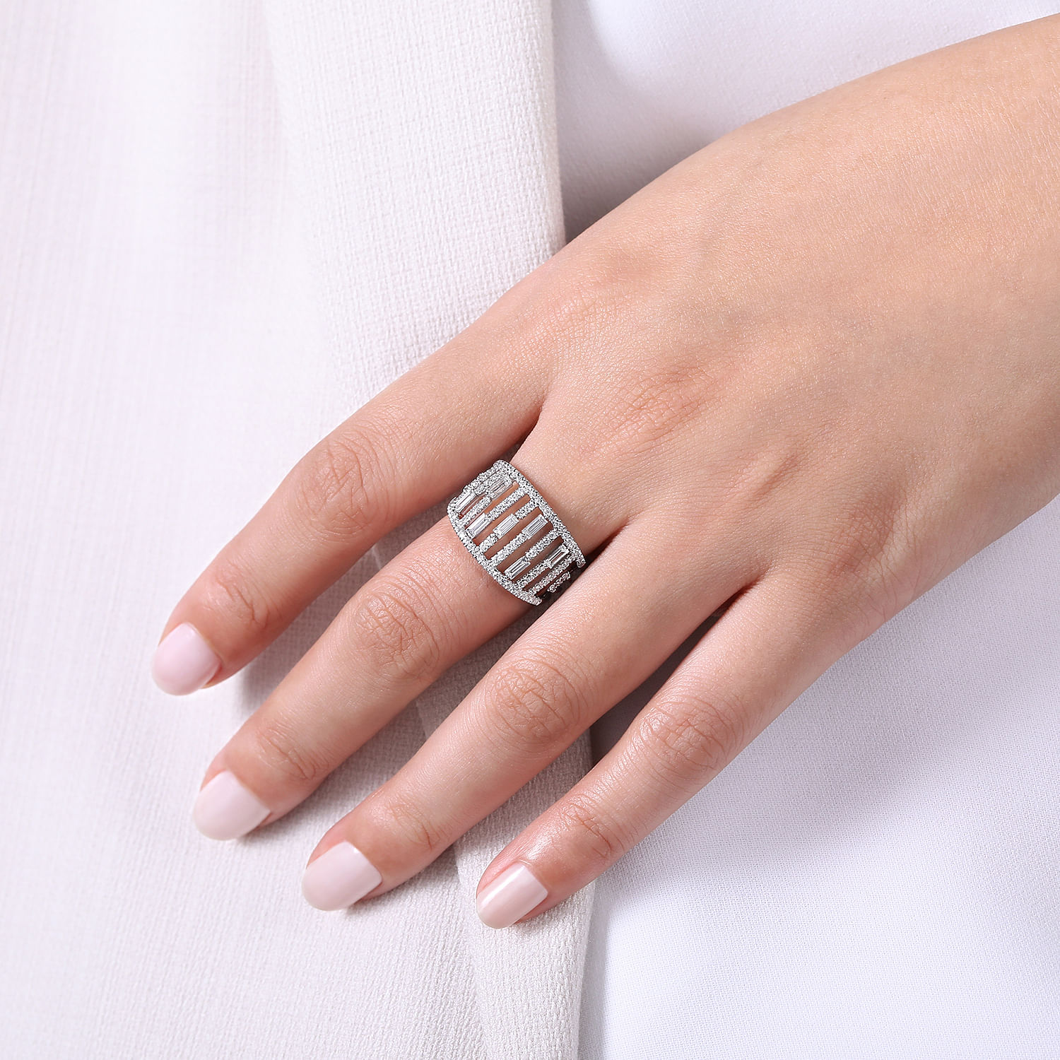 14K White Gold Round and Baguette Diamond Cage Ring