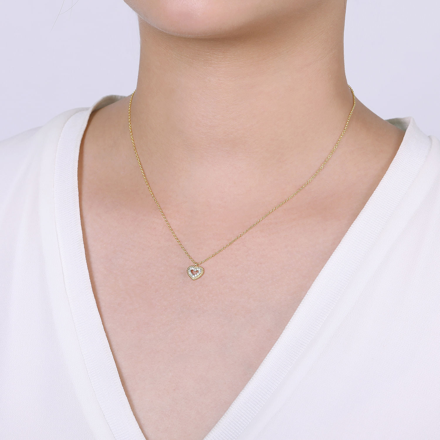 14K Yellow Gold Diamond Pavé Heart Pendant Necklace with Bujukan Bead Frame