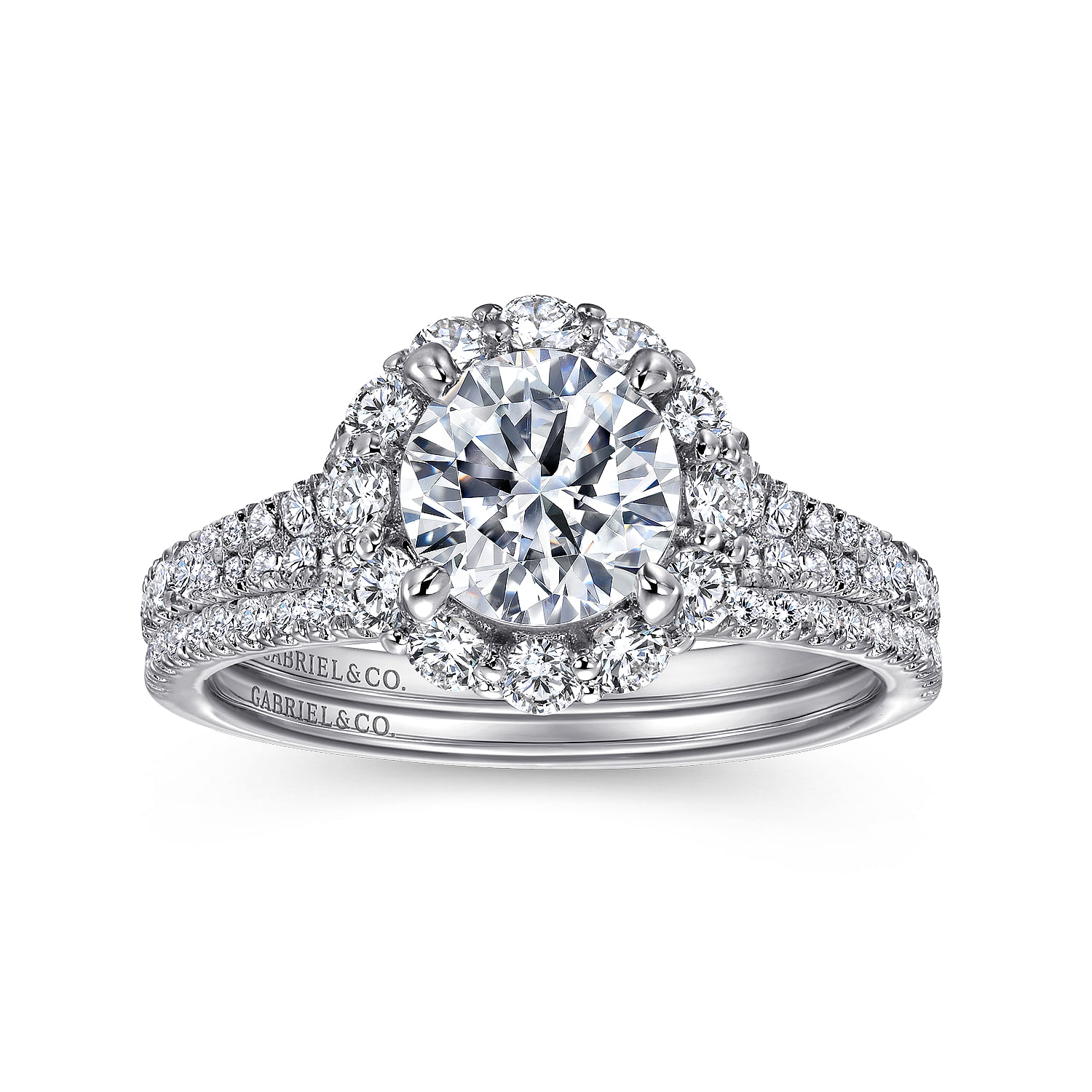 18K White Gold Round Halo Diamond Engagement Ring