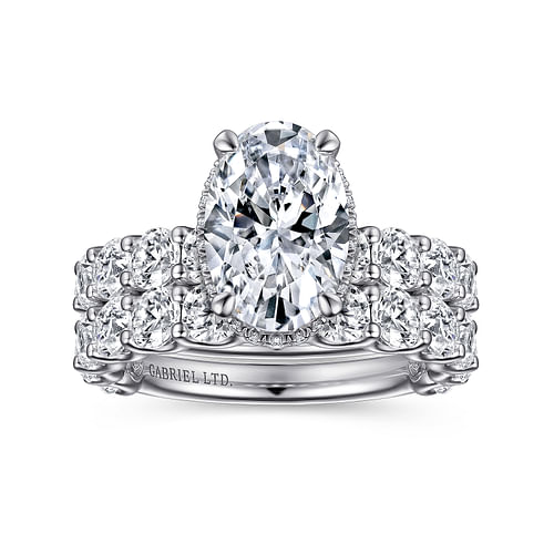 18k White Gold 2.5 Carat Oval Hidden Halo Diamond Engagement Rings ...