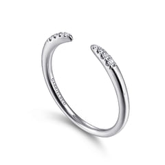 Rings - Buy Fine Jewelry Rings Online with Gabriel & Co