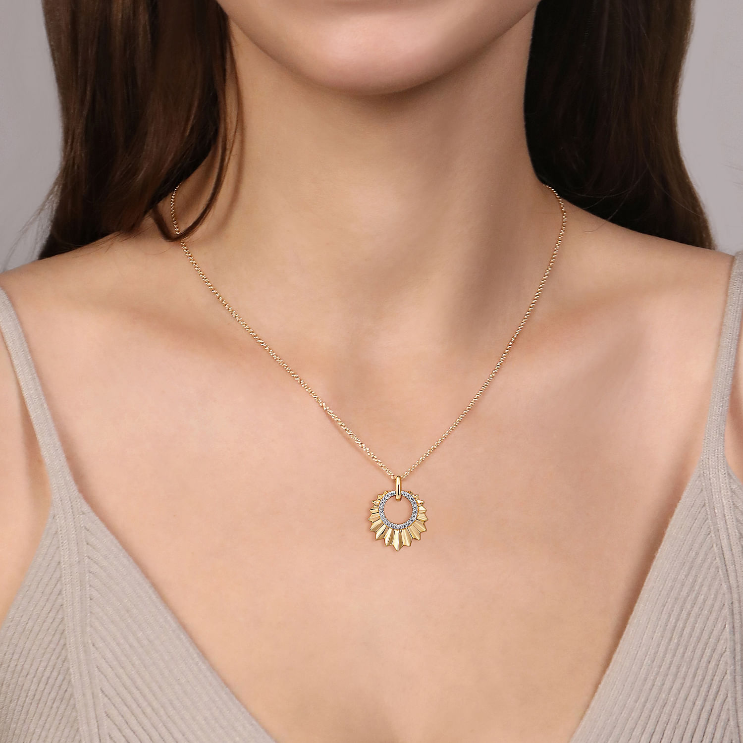 Diamond Cut - 14K Yellow Gold 17 5 inch Diamond Necklace With Diamond Cut Texture In Leaf Shape